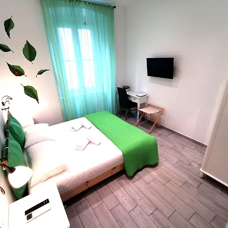Pensión Rossetti 3*